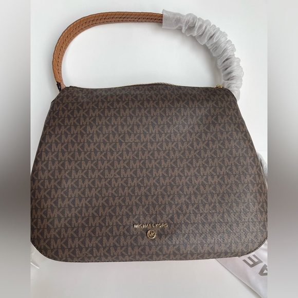 Authentic Michael Kors Grand Logo Shoulder Bag NWT - Picture 2 of 6